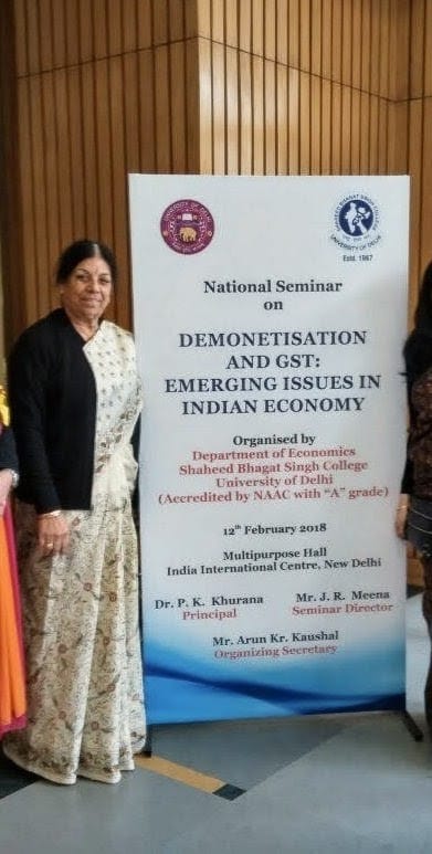 Surjeet Dhillon at a national seminar, University of Delhi